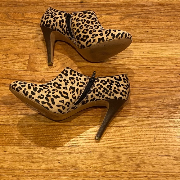 Shoes of Prey - Picture 2 of 9